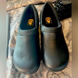 KEEN KANTEEN CLOG soft toe Womens 6